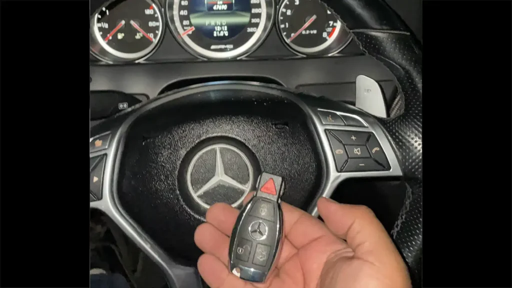 Programacion y copia de llaves inteligentes para Mercedes Benz en CDMX